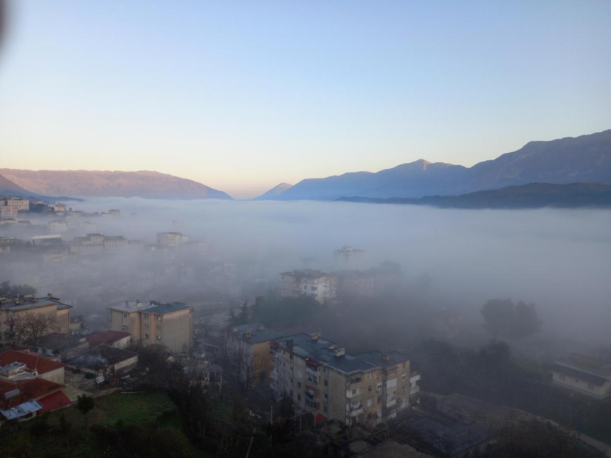 Vladimir Estate Hotel Gjirokastër Eksteriør billede