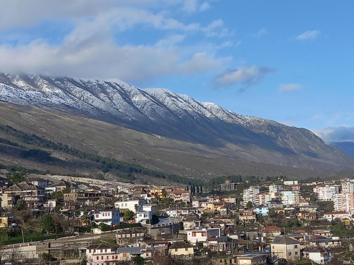 Vladimir Estate Hotel Gjirokastër Eksteriør billede
