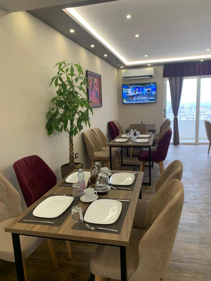 Vladimir Estate Hotel Gjirokastër Eksteriør billede