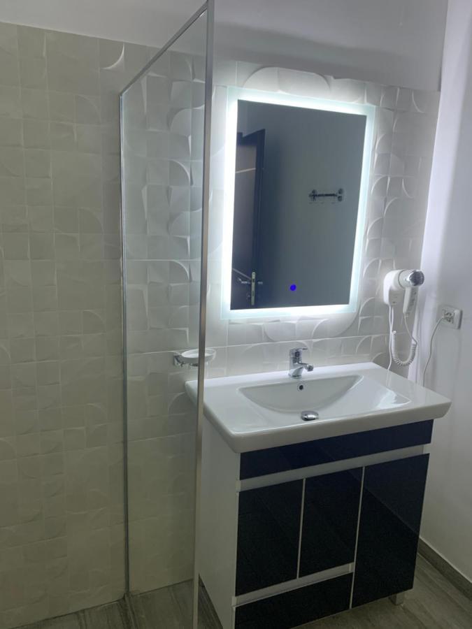 Vladimir Estate Hotel Gjirokastër Eksteriør billede