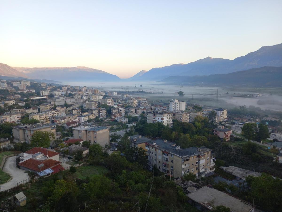 Vladimir Estate Hotel Gjirokastër Eksteriør billede