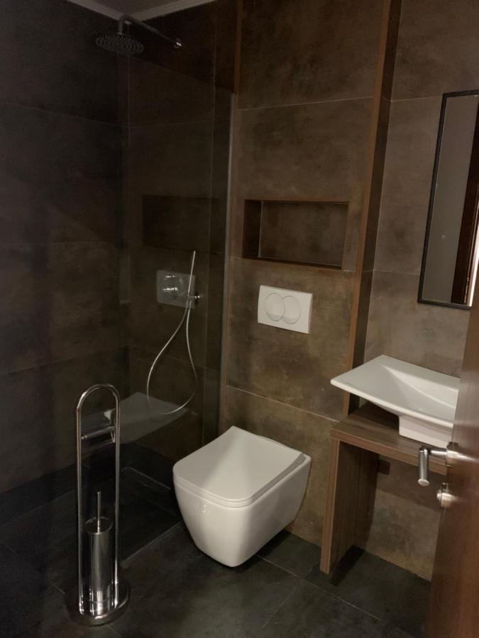 Vladimir Estate Hotel Gjirokastër Eksteriør billede