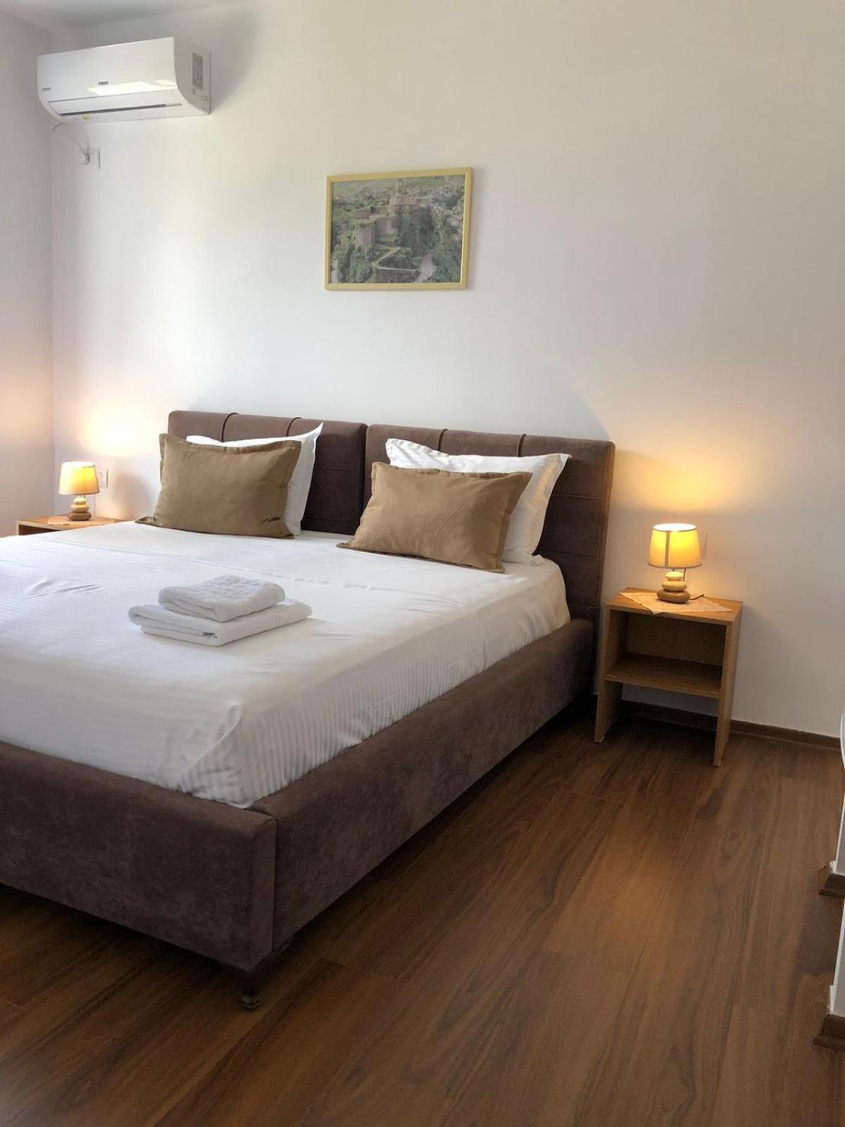 Vladimir Estate Hotel Gjirokastër Eksteriør billede